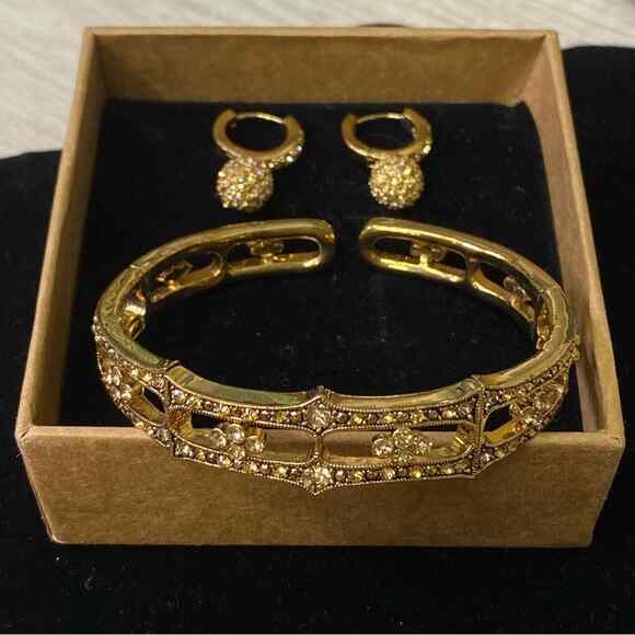 Monet Demi Parure Crystal Pave Rhinestone Earrings & Clamper Cuff Bracelet - Picture 1 of 4